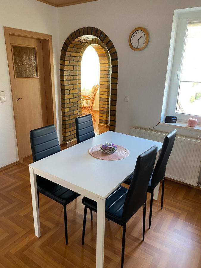 Fewo Taucha Apartment